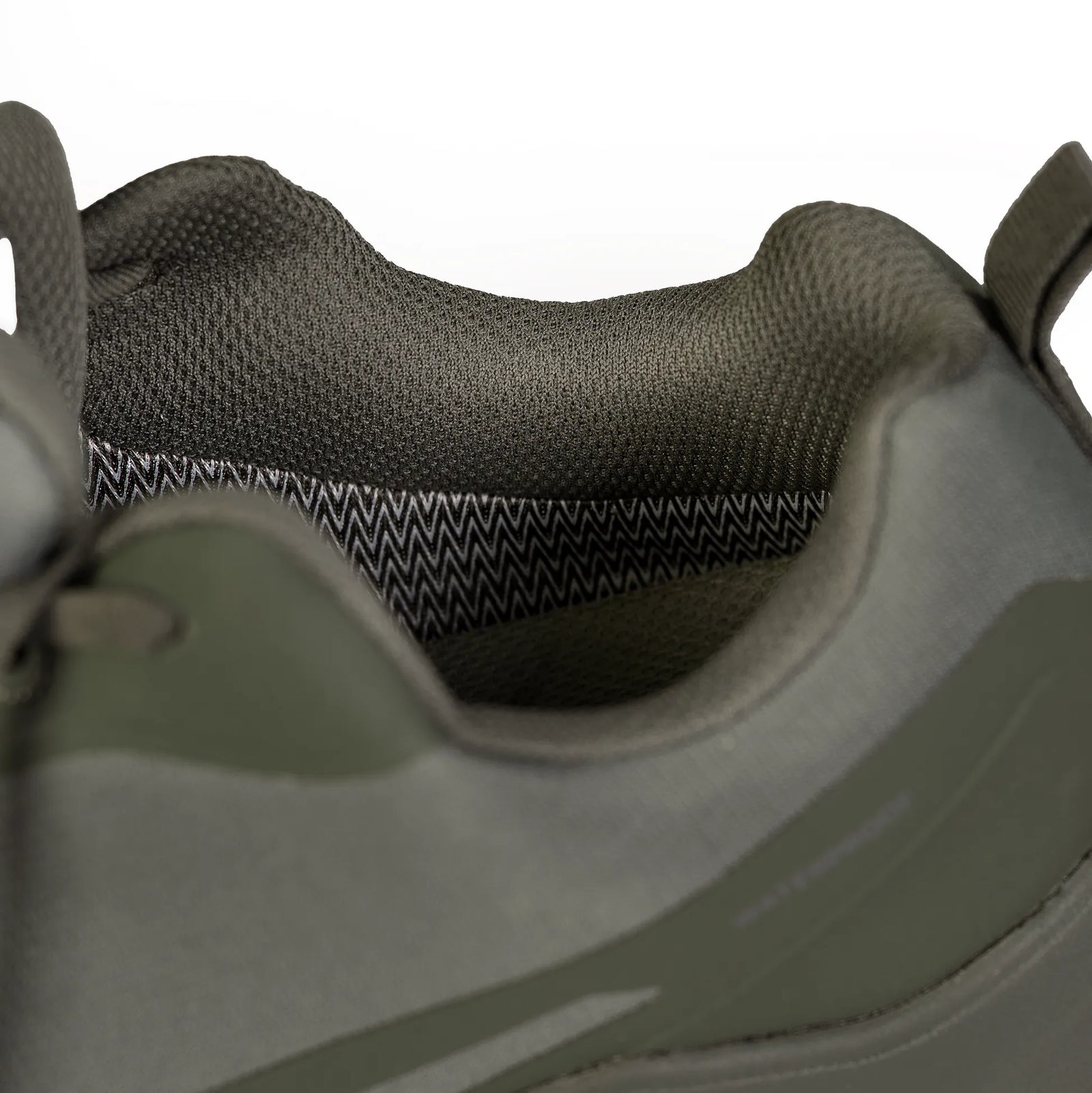 Sneakers Corett XTerm Olive