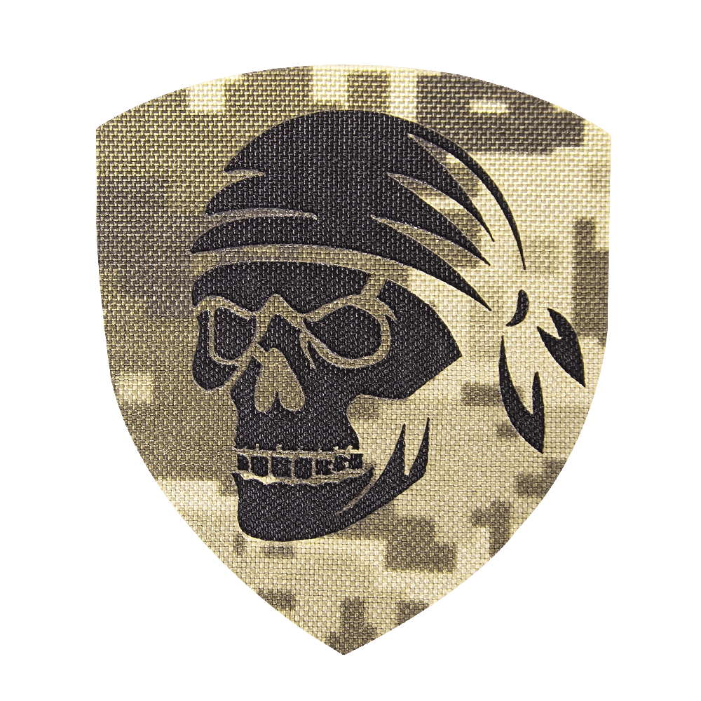 Шеврон Camotec Череп в бандані (7*8) Піксель