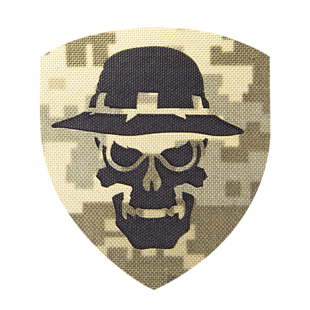 Шеврон Camotec Череп в панамі (7*8) Піксель