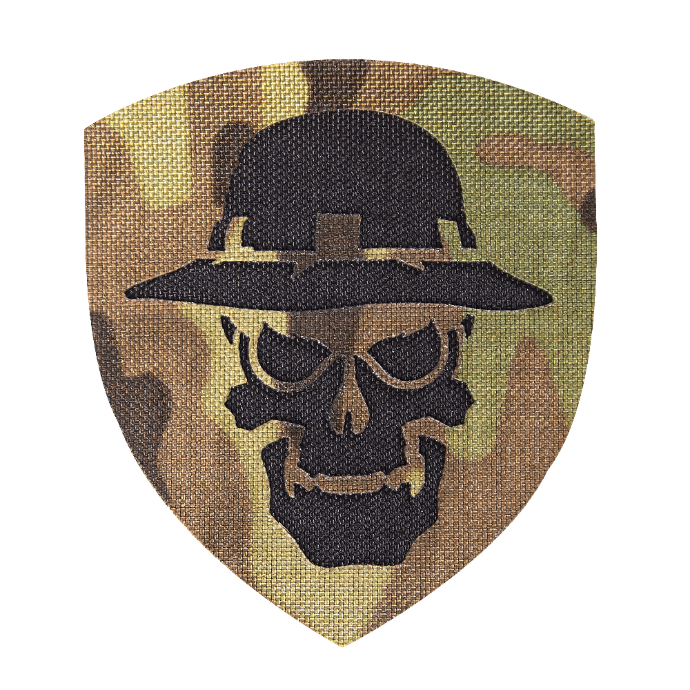Шеврон Camotec Череп в панамі (7*8) MC